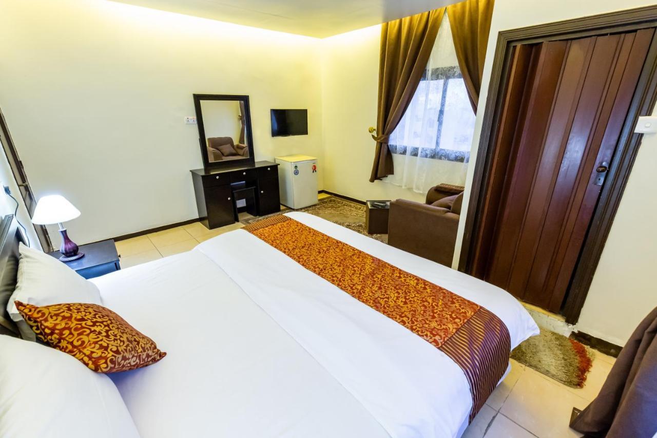 Al Eairy Furnished Apartments- Jeddah 1 エクステリア 写真